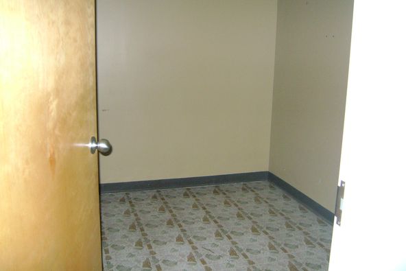 727 W Market St, Athens, AL 35611